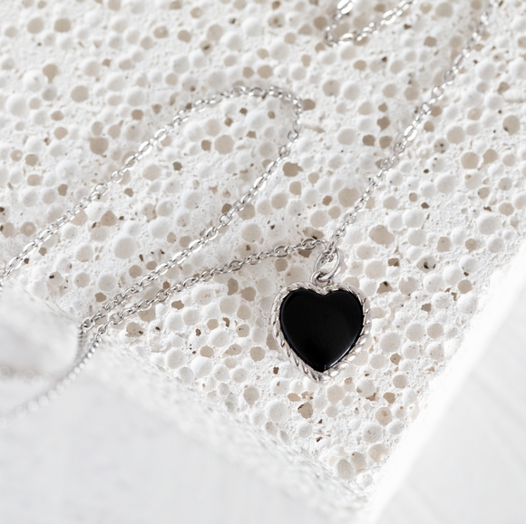 Romantic Heart Pendant (S925) - Only 1 left! - Picture 2 of 5